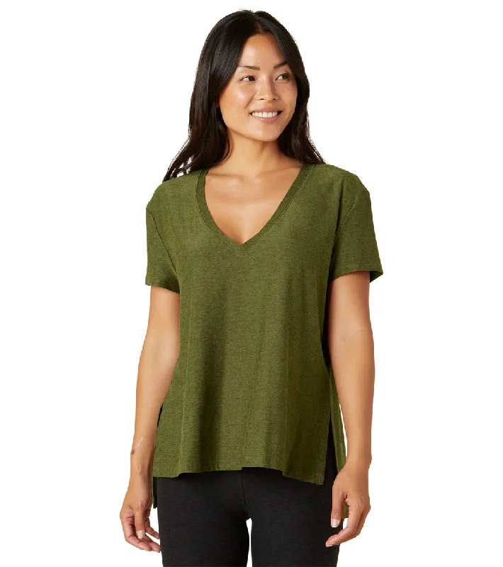 Beyond Yoga Split Up Long Tee Deep Olive Heather