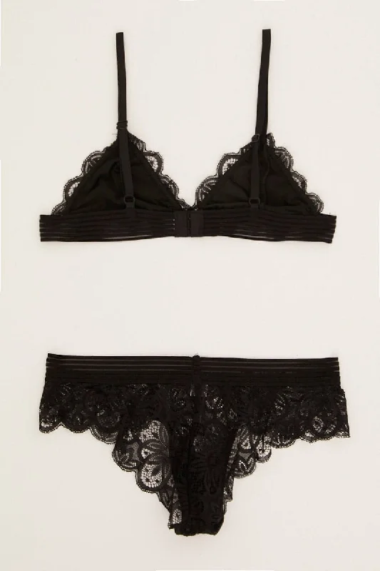 Black Lace Lingerie Set