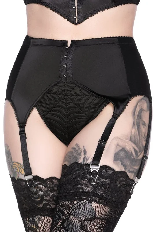 Webutant Garter Belt