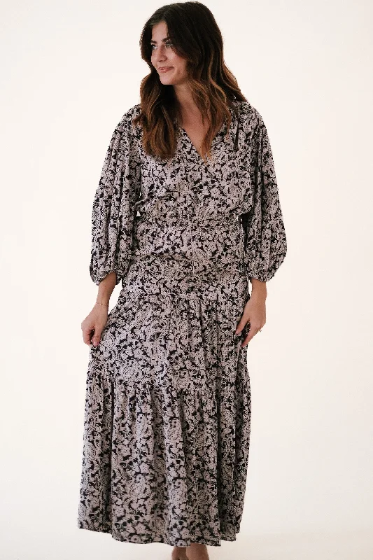 Current Air Lily Deep Paisley Print Maxi Dress